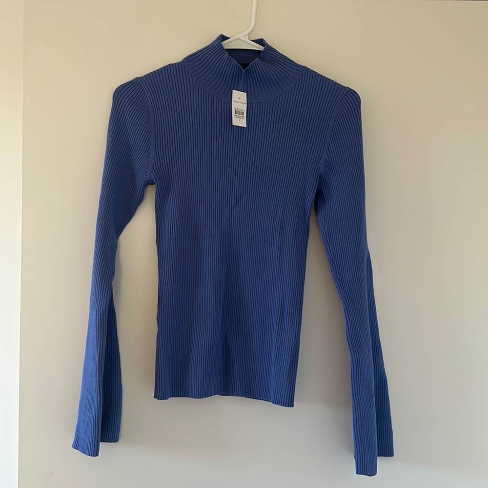 New with tags Ann Taylor Mock Neck Sweater